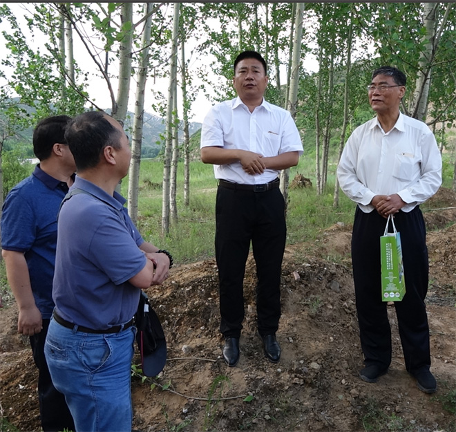 梁枝榮 中國科學(xué)院生物工程專家